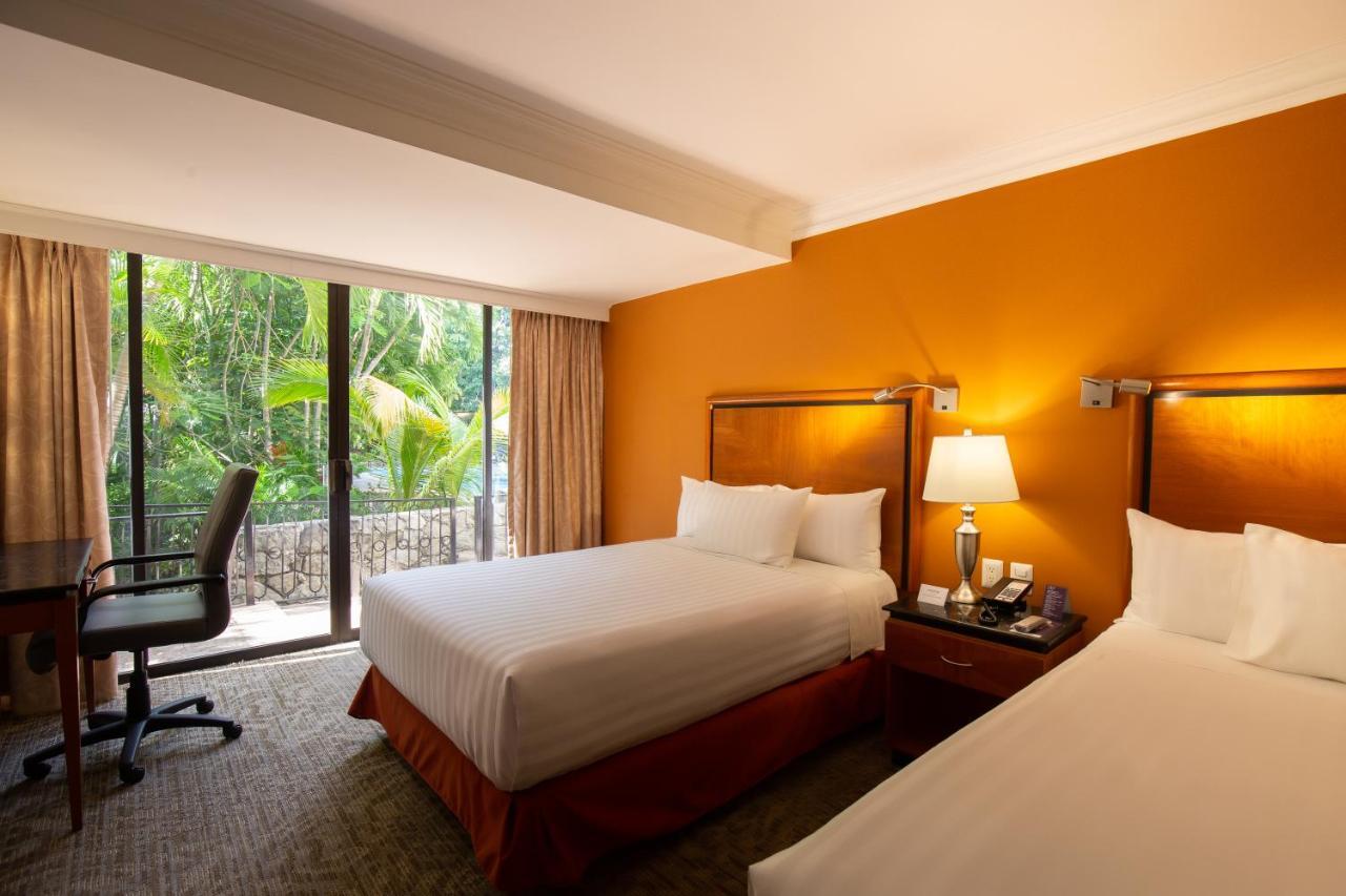 Hs Hotsson Hotel Тампико Экстерьер фото