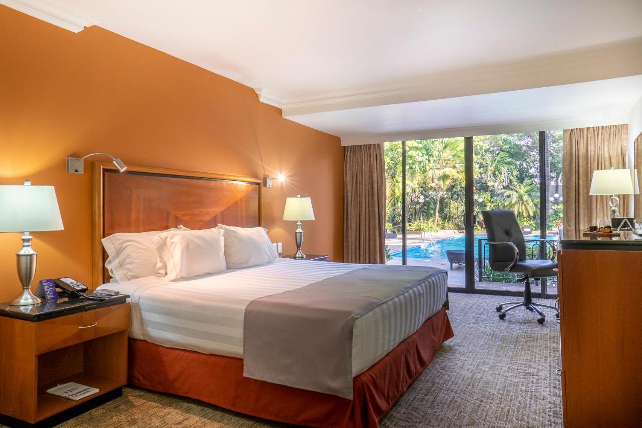 Hs Hotsson Hotel Тампико Экстерьер фото